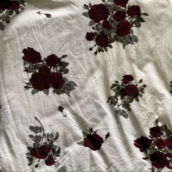 White floral body suit - Picture 3 of 3